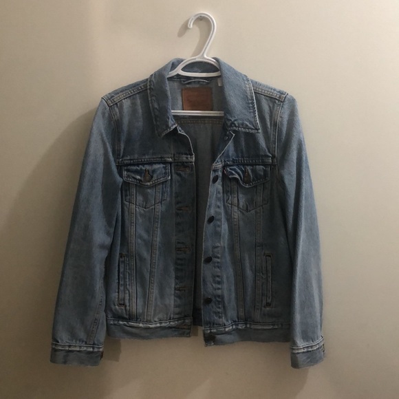 Levi’s Jean jacket - Picture 2 of 5
